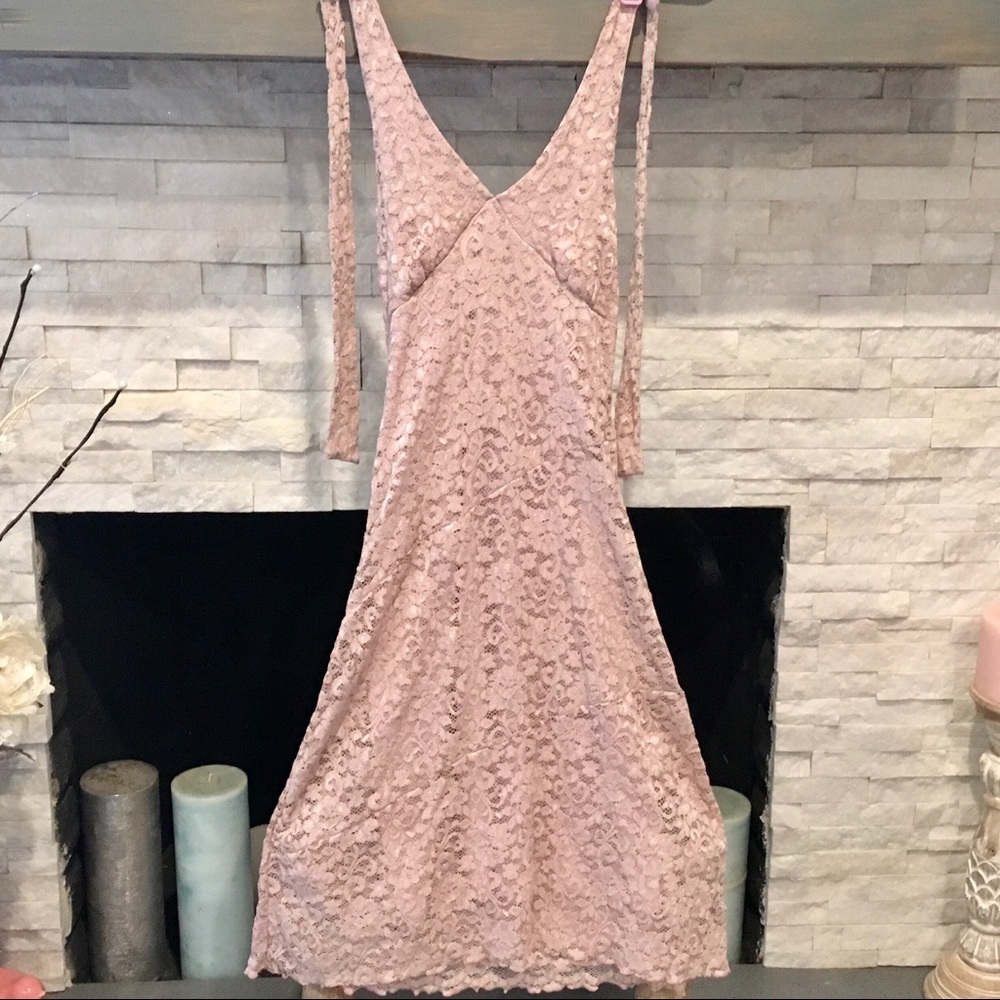 COPY - BEAUTIFUL ROSE HALTER DRESS SIZE M/L